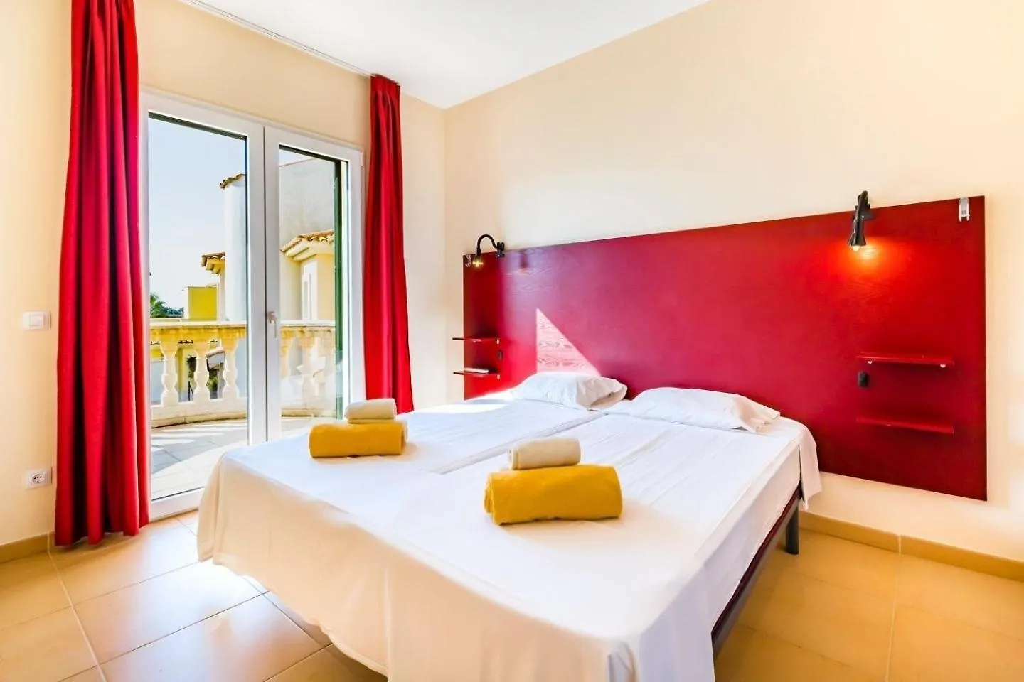 Ferienhaus Mit Dachterrasse Und Meerblick Sa Ràpita Tatil Evi